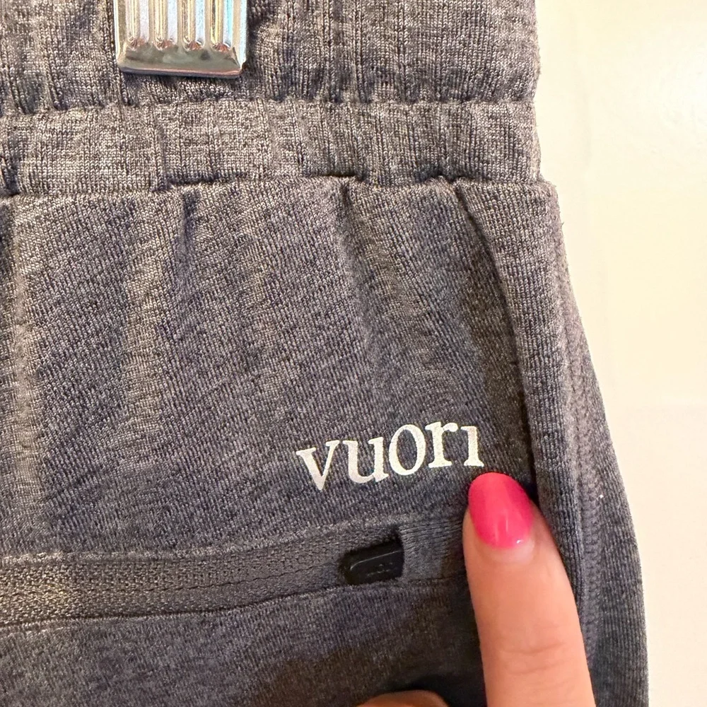 Vuori Sunday Performance Jogger Mens Small Charcoal Heather Zip Pocket - Picture 4 of 5